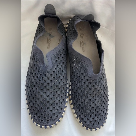 Ilse Jacobsen Hornbaek Shoes Womens 37 Tulip Perforated Slip on Loafer Navy Blue - Picture 1 of 7